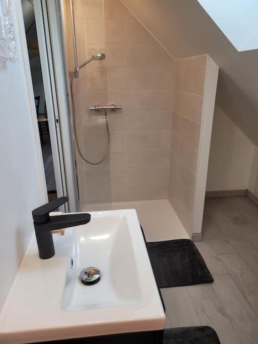Appartement Proche Circuit Change  Екстер'єр фото
